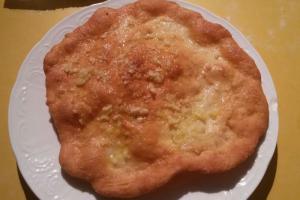 Langosz w wykonaniu Gosi