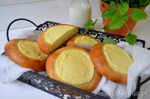 Drożdżówki z serem