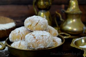 Ghriba - marokańskie ciasteczka z kokosem i semoliną 