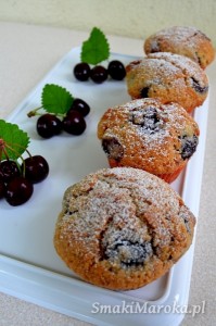 Muffiny z czereśniami i kardamonem