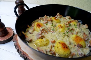 Sos kurkowy z młodymi ziemniaczkami i tymiankiem